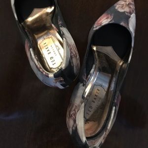 Ted Baker London Heels (EU38)